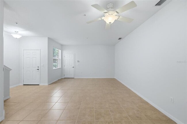 Building Photo - 3717 Parkridge Cir