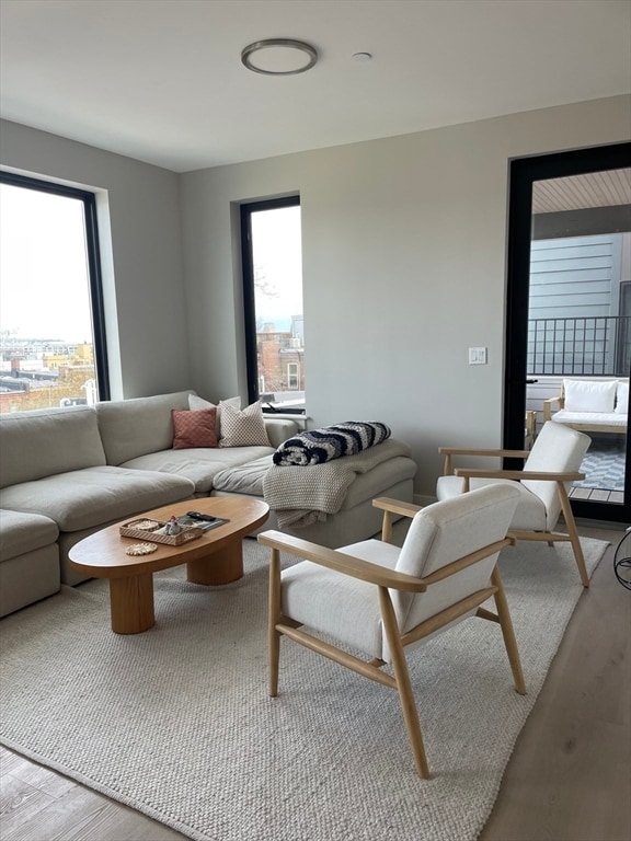 Building Photo - 400 W Broadway