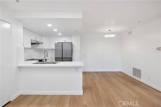 Building Photo - 2800 Keller Dr