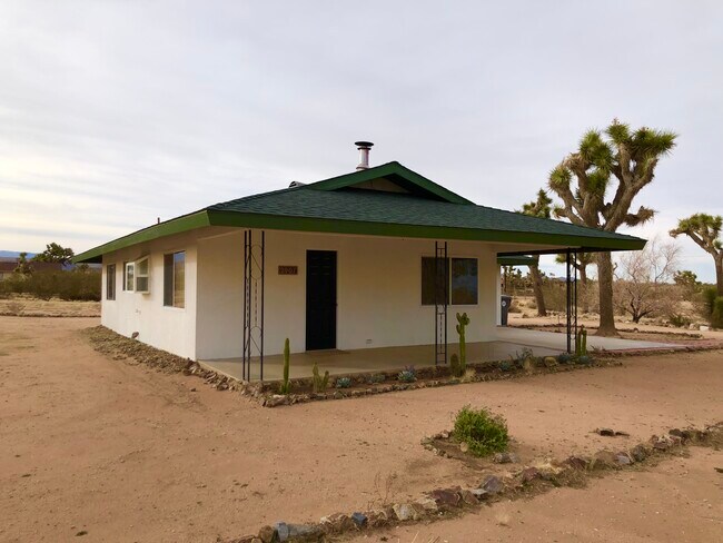 Building Photo - 2907 Harmony Rd