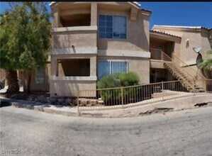 Building Photo - 1830 N Pecos Rd