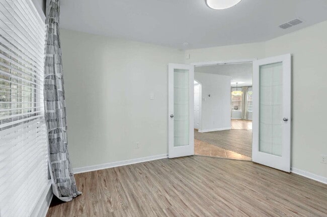 Building Photo - 10838 Black Wolf Bay