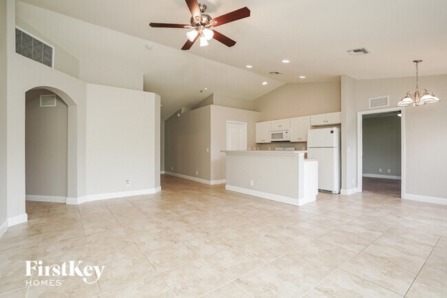 Foto del edificio - 3215 41st St SW