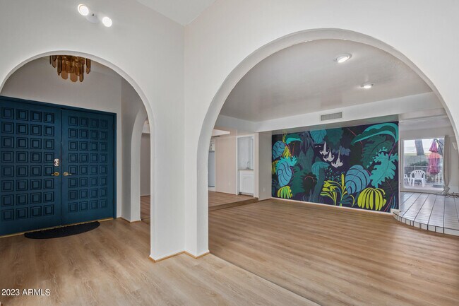 Foto del edificio - 6943 E Redfield Rd