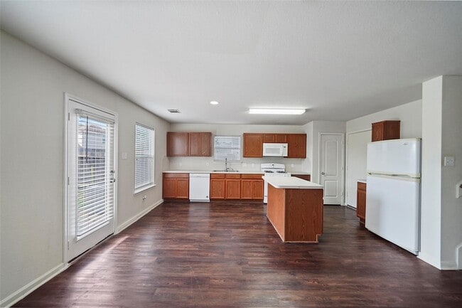 Foto del edificio - 3610 Avalon Castle Dr