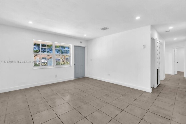 Foto del edificio - 11790 SW 34th St