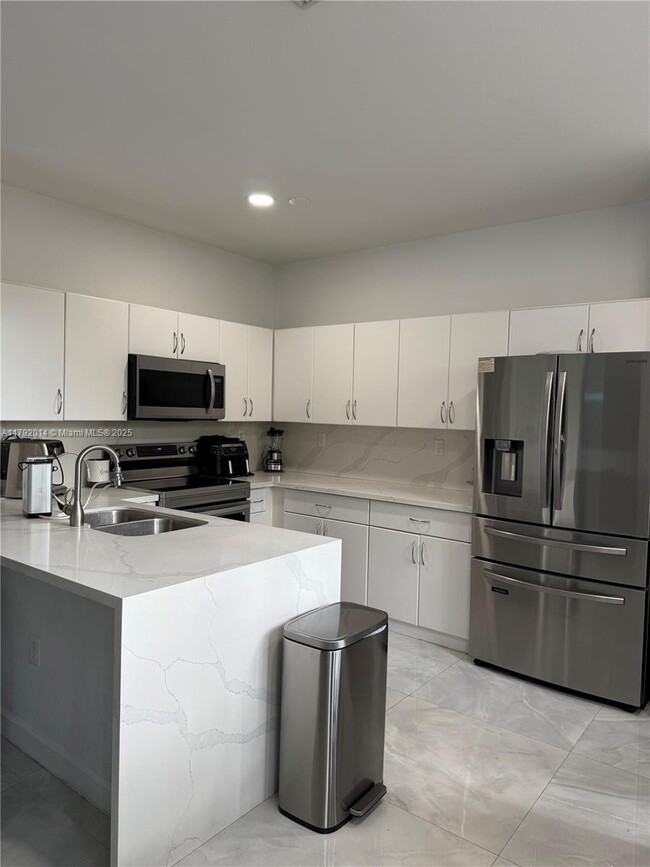 Foto del edificio - 11600 NW 76th Terrace