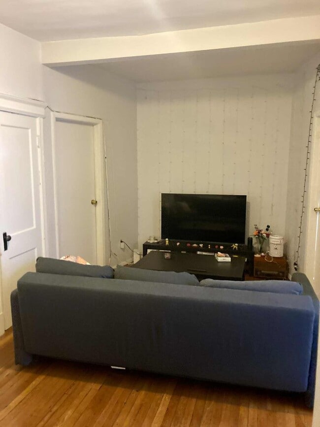 Foto del edificio - 28 Park Vale Ave