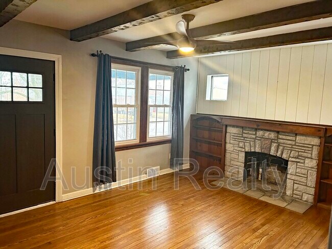 Building Photo - 8721 Magdalen Ave