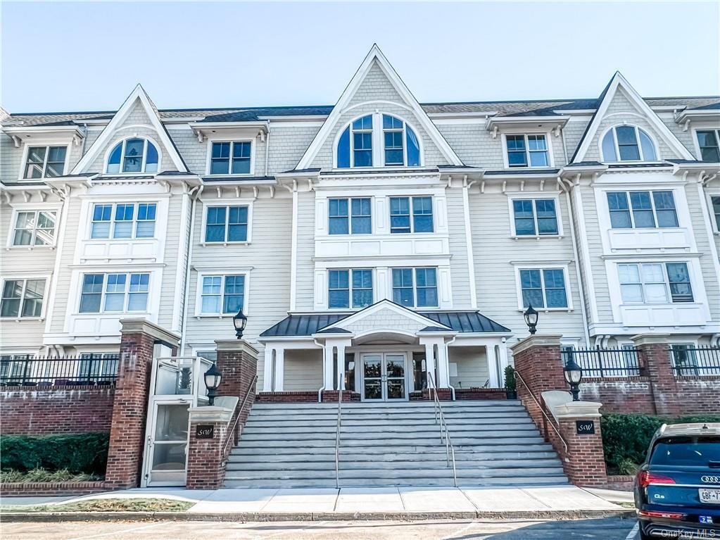225 Stanley Ave Unit 405, Mamaroneck, NY 10543 Condo for Rent in