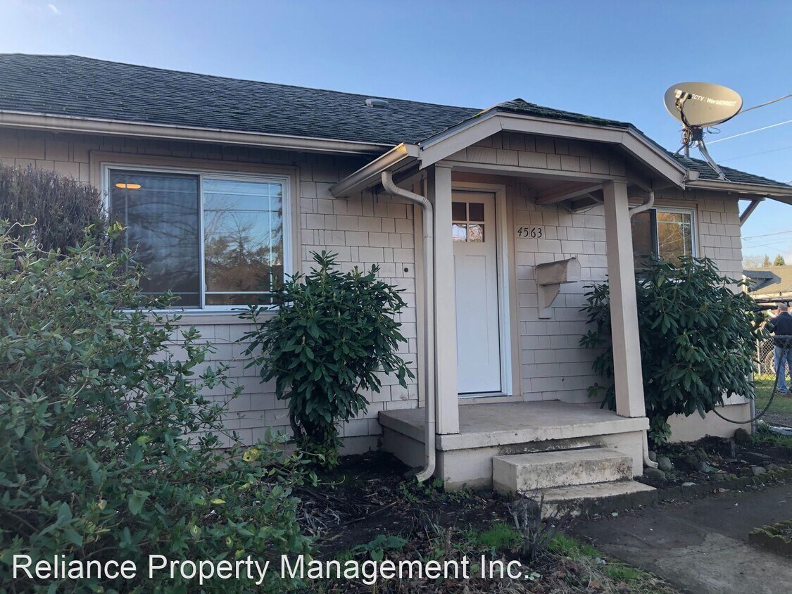 Primary Photo - 3 br, 2 bath House - 4563 NE 47th Ave