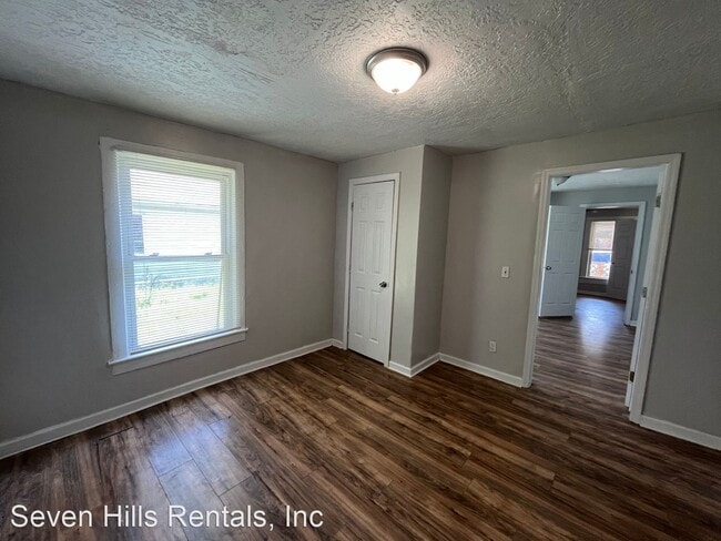 Building Photo - 4 br, 1 bath House - 1506 Cave Spring Road