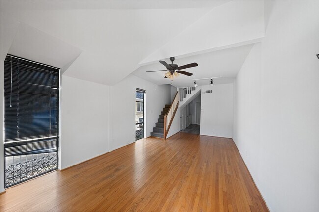 Foto del edificio - 518 Hawthorne St