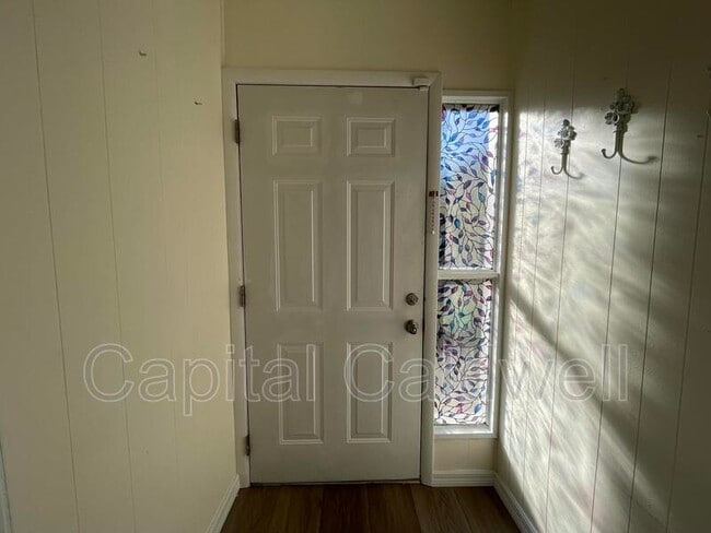 Building Photo - 1609 San Mateo Dr