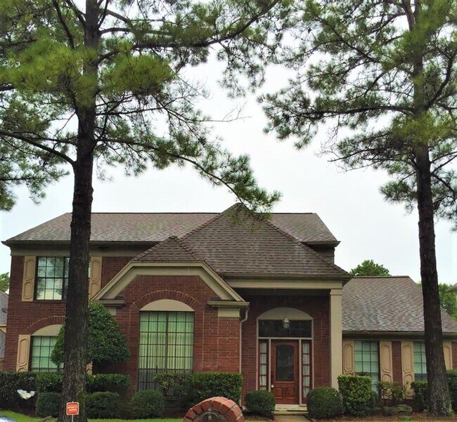 Foto del edificio - 16903 River Willow Dr