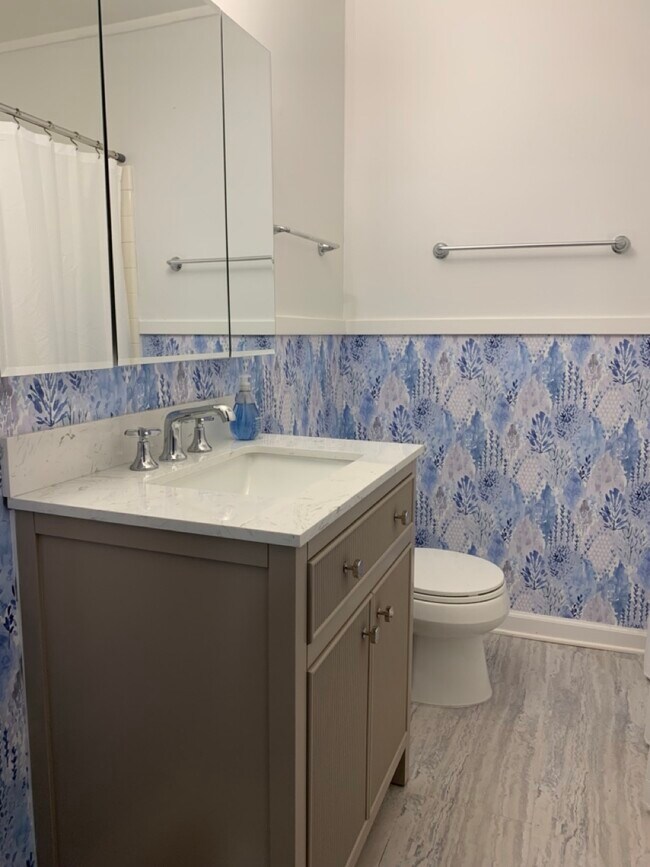 Building Photo - 1071 Westaire Way