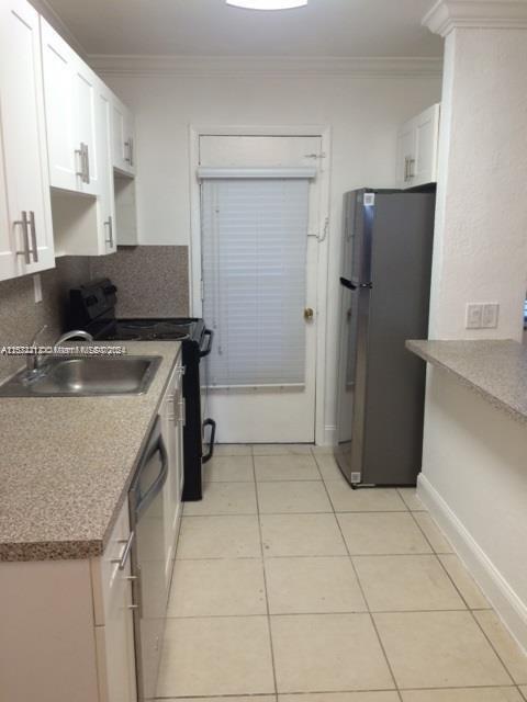 Building Photo - 890 NW 45th Ave