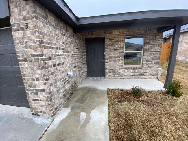 Building Photo - 2320 Duntov Dr