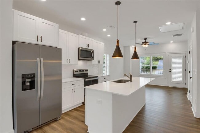 Foto del edificio - 2050 Bolton Rd NW