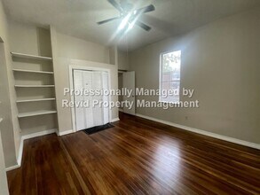 Building Photo - 26 N McNeil St