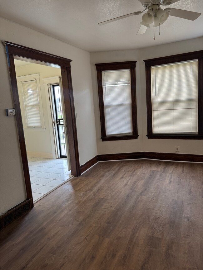 Building Photo - 295 Marston St