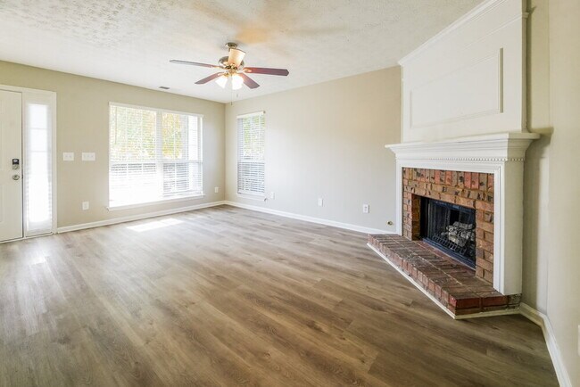 Foto del edificio - 2966 Heather Lake Dr