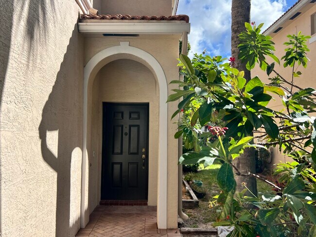 Foto del edificio - 9120 Villa Palma Ln