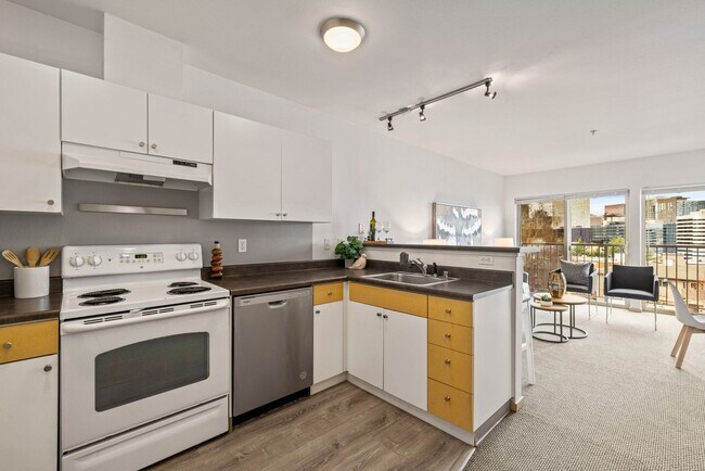 Foto del edificio - 1620 Belmont Ave