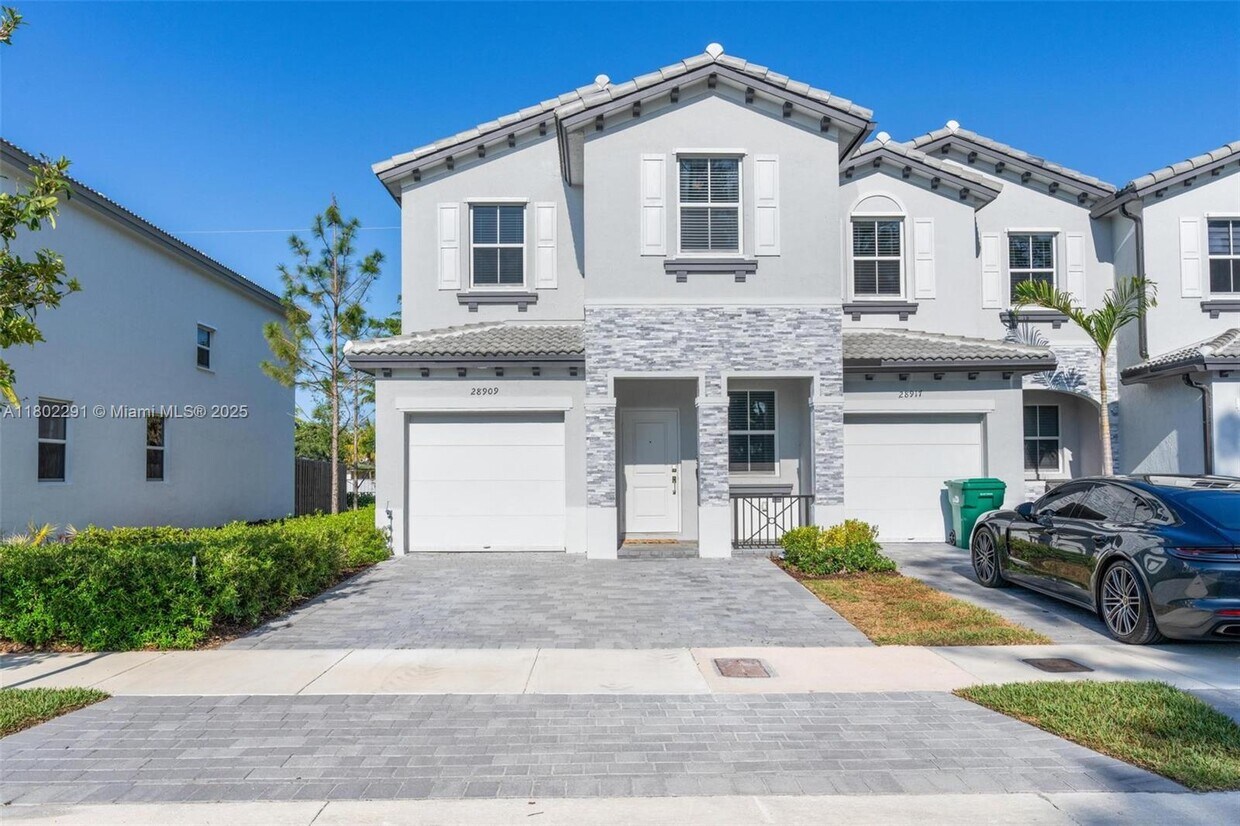 Primary Photo - 28909 SW 162nd Ct