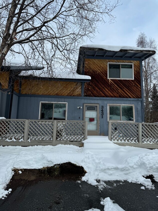 Primary Photo - Gorgeous 4 bedroom located in Spenard area