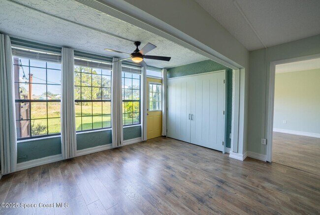 Foto del edificio - 3112 Finsterwald Dr