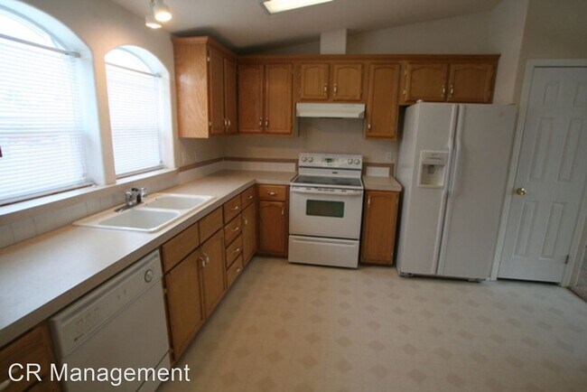 Building Photo - 3 br, 2 bath House - 2704 Olivine