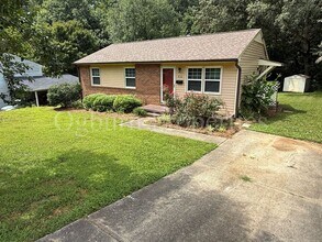 Building Photo - 4136 Sunflower Cir