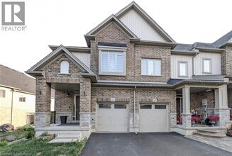 Building Photo - 151 Law Dr