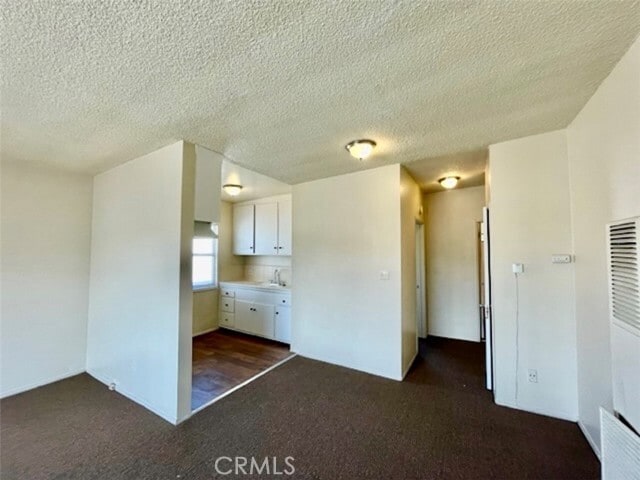Building Photo - 11147 Raymond Ave