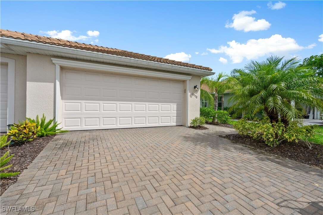 Primary Photo - 10328 Prato Dr
