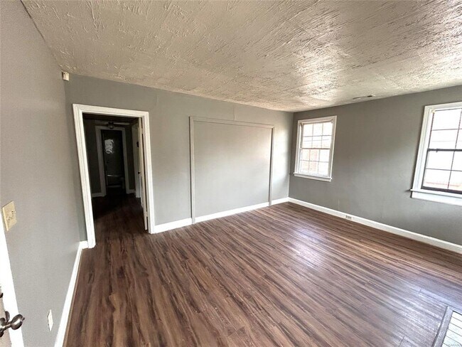 Foto del edificio - 3616 Gaston Ave