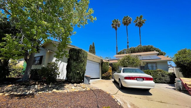 Foto del edificio - 1649 Jade Ave