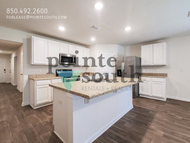 Building Photo - 5810 Paddock Way