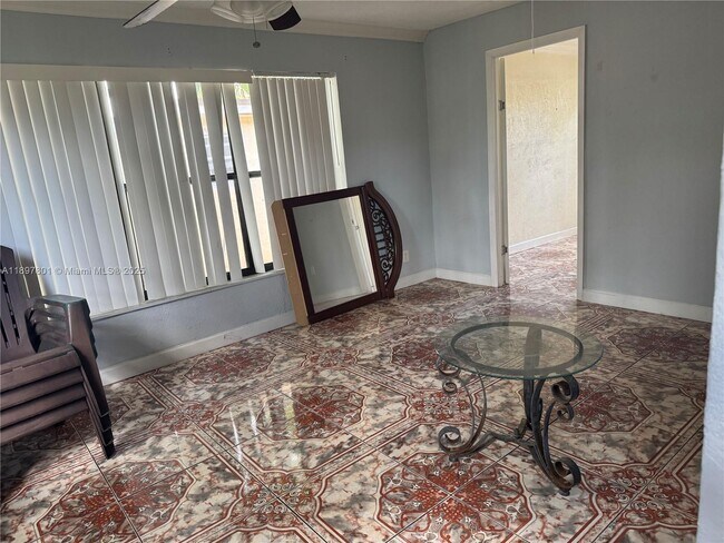 Foto del edificio - 3491 NW 33rd Ct