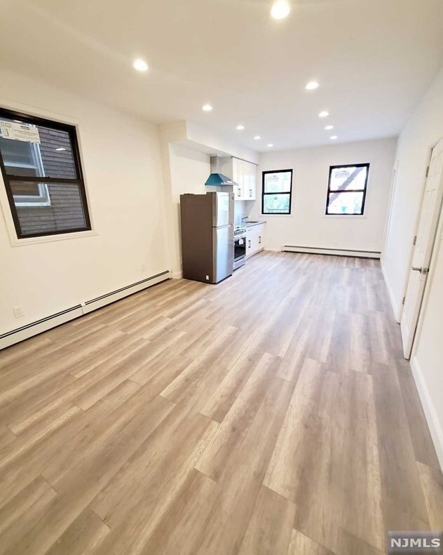 Foto del edificio - 1210 12th St