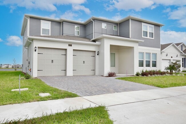 Building Photo - BRAND NEW - Stunning 4/4.5 Spacious Home w...