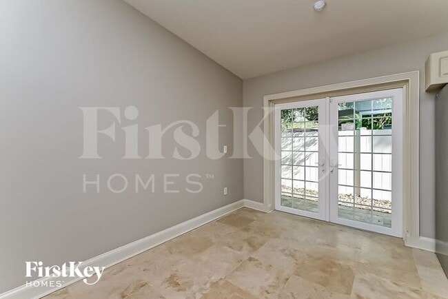 Building Photo - 5121 44th Ave N