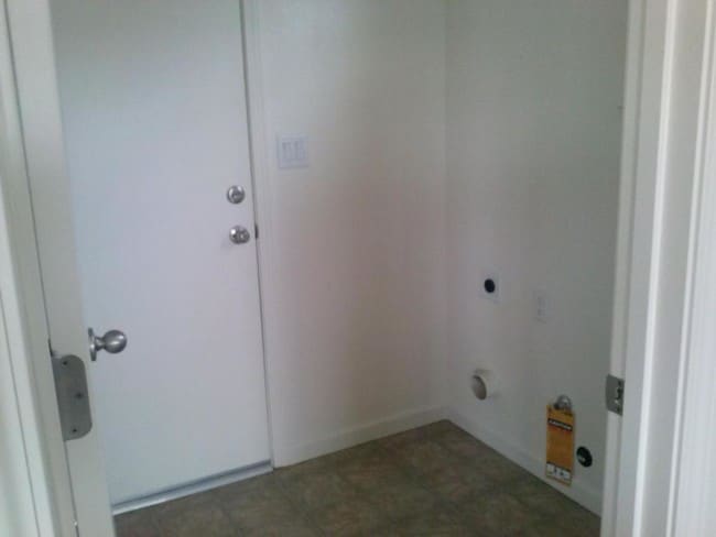 Building Photo - 943 Millerton