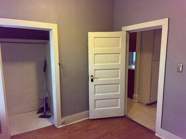 Foto del edificio - 3260A N Newhall St