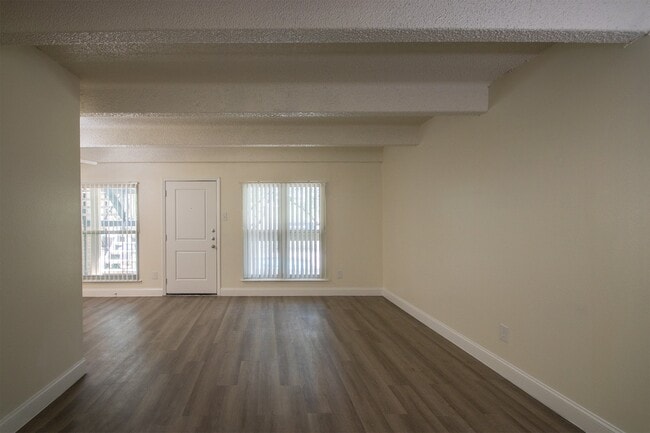 Building Photo - Harvard Square