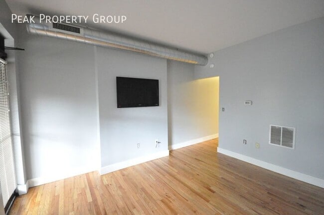 Building Photo - Available Fall 2024! 2 Bedroom Townhome Lo...