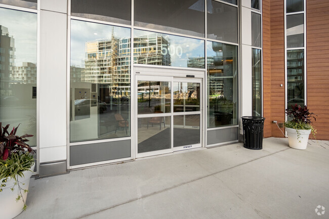 Building Photo - Résidence Jazz Brossard