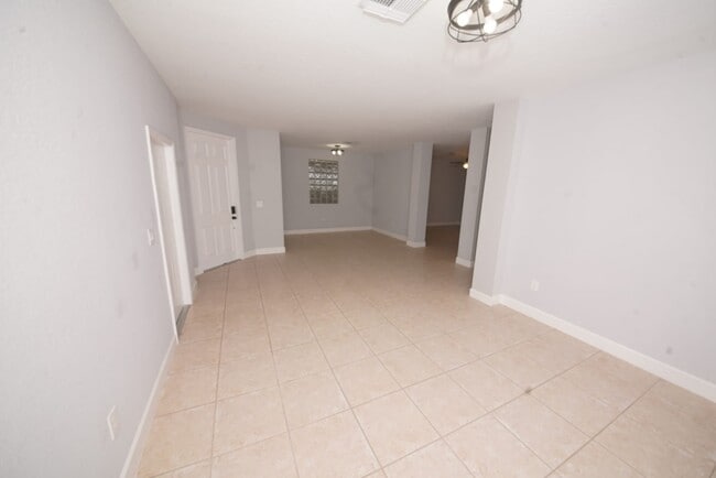 Building Photo - 5095 Rambler Rose Way