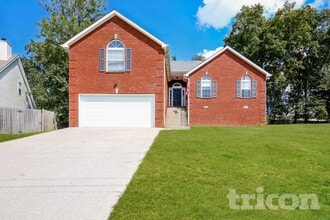 Building Photo - 2103 Academy Way